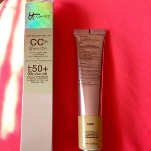 it Cosmetics CC+Illumination cream
